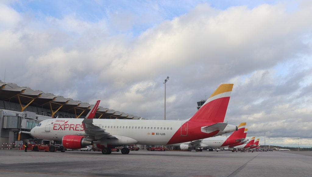 Aviones de Iberia Express en el Aeropuerto de Madrid-Barajas