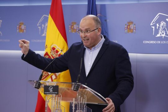 El PP apoyará la investigación del Congreso si dimite Armengol