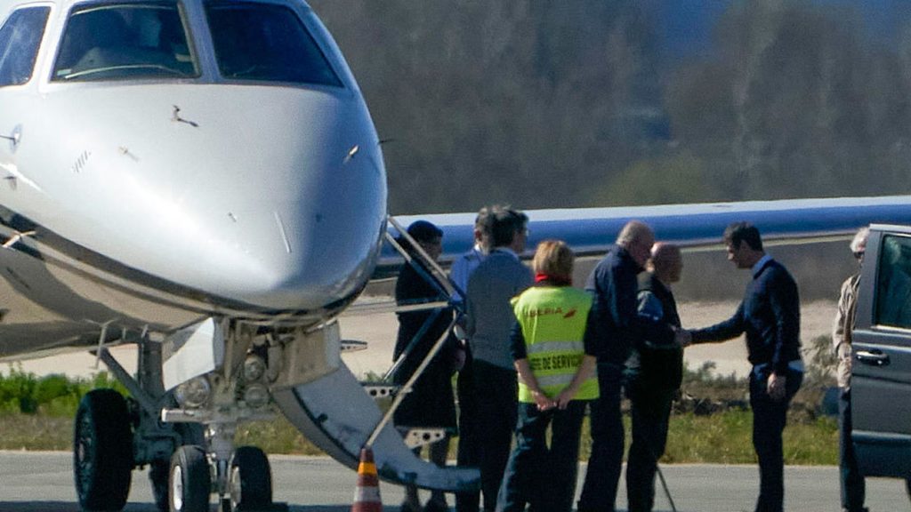 El rey Juan Carlos aterriza en Galicia en su primera visita a España en 2024