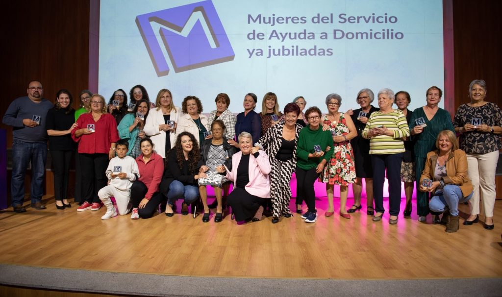 Foto Homenaje a las cuidadoras del SAD jubiladas