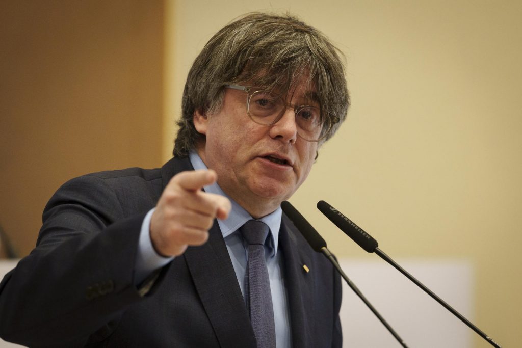 Puigdemont habla de "rejuntar" al independentismo y "retomar el hilo" donde se "dejó"