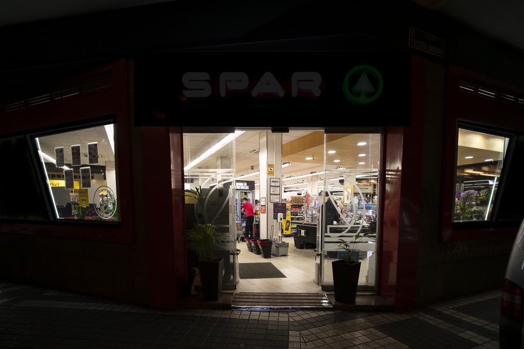 SPAR Gran Canaria se suma un año más a La Hora del Planeta