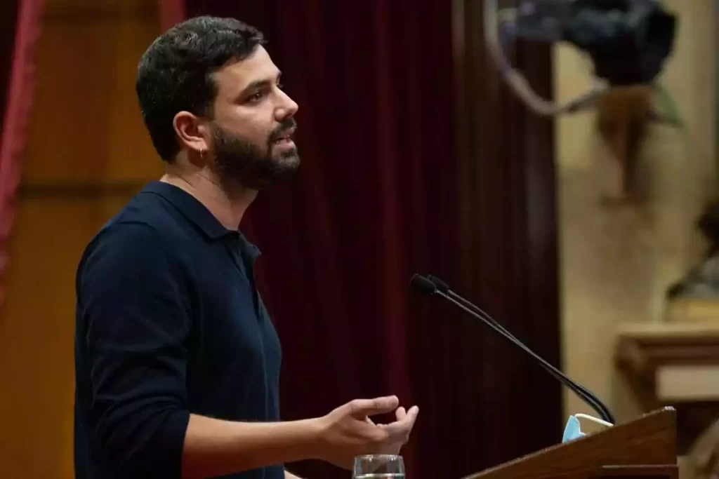 Vox exige retirar las dietas al diputado de ERC Ruben Wagensberg