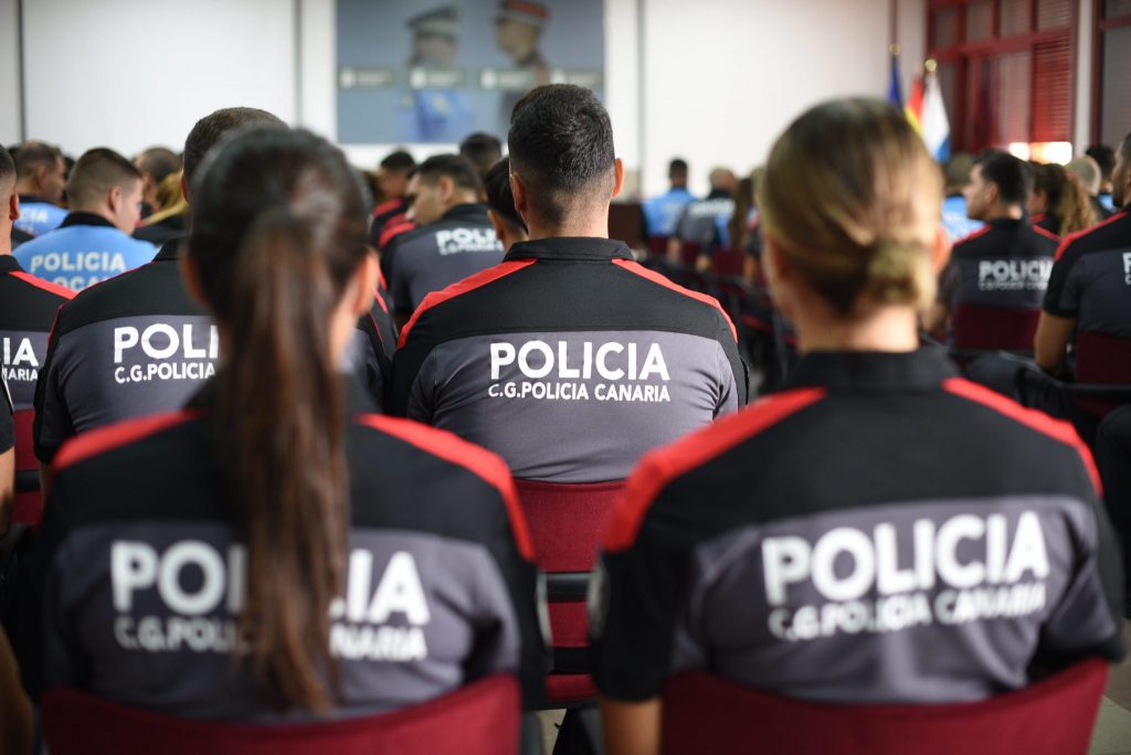 policia_canaria_foto-2048x1367