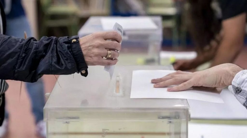 Bildu ganará las elecciones vascas, según dos encuestas, pero otra apunta a empate con PNV