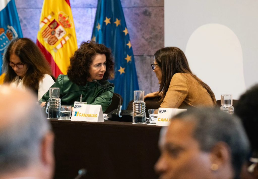 Foto de archivo - Matilde Asián y Celia Alberto Pérez