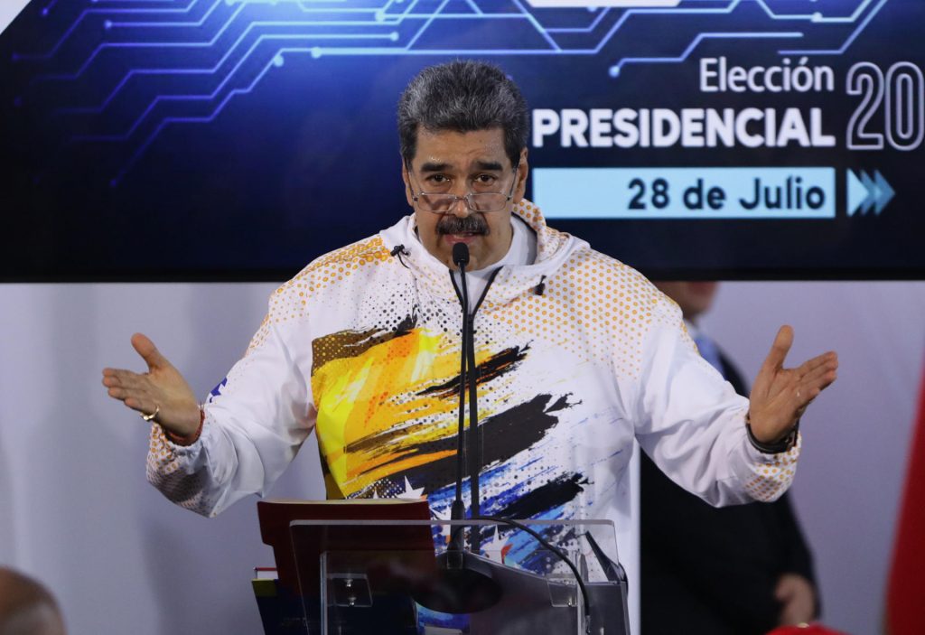 Maduro culpa a la "derecha sionista" de imponer "el caos" y la violencia en el mundo