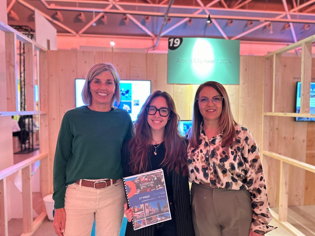 Pilar Herrero, Laura Rosillo y María Cruz