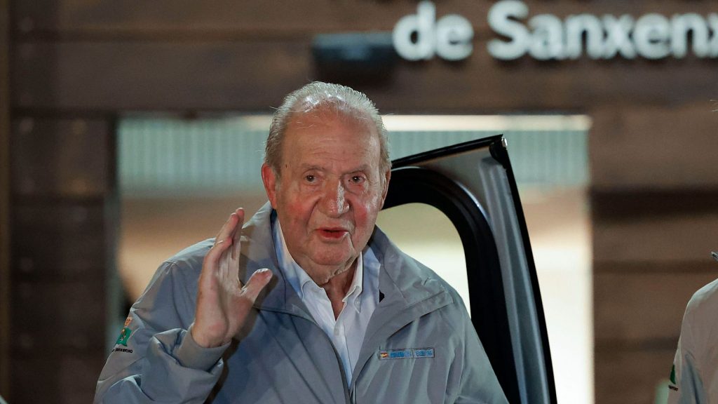 El rey Juan Carlos se reserva para la competición que comienza este viernes en Sanxenxo