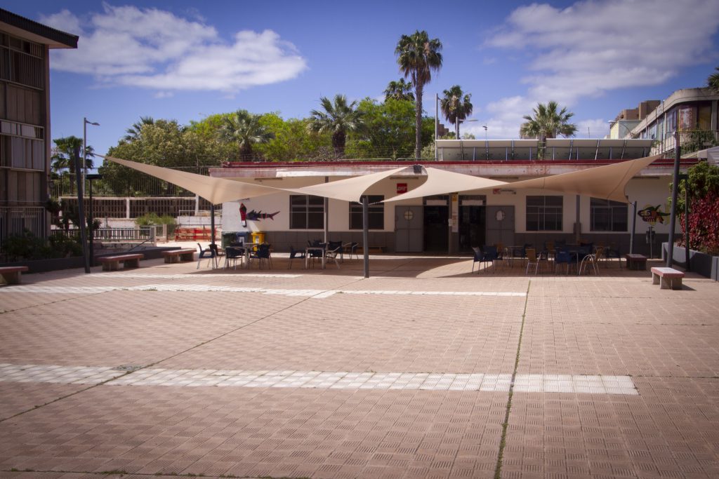 FOTO. Cafetería del CIFP César Manrique (Tenerife)