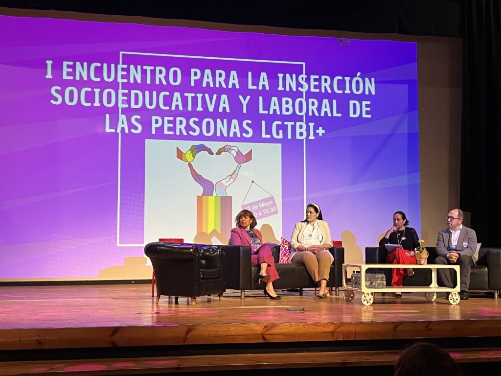 FOTO. Encuentro integración sociolaboral colectivos LGTBI+ (1)