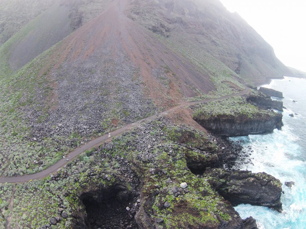 Obras-Publicas-aprueba-la-orden-para-la-reanudacion-de-las-obras-del-falso-tunel-de-Pie-de-Bascos-en-El-Hierro