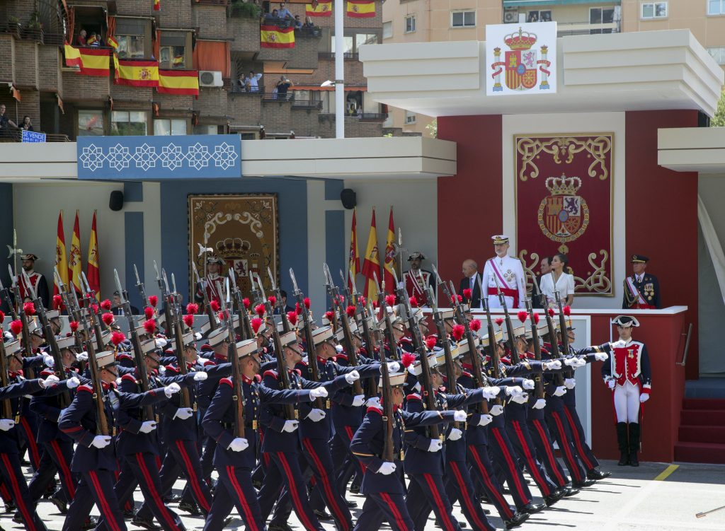 Celebración del Día de las Fuerzas Armadas en Granada