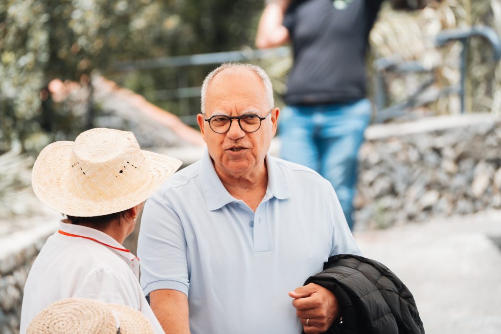 100624 Casimiro Curbelo, durante un encuentro con mayores de la isla