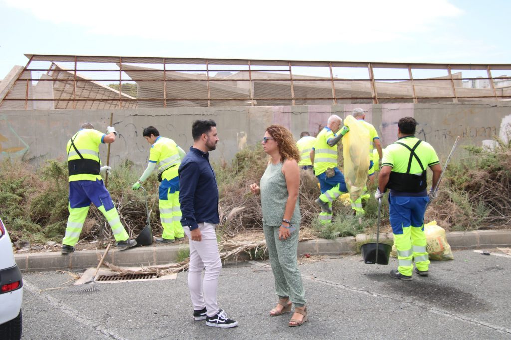 El Ayuntamiento finaliza la III Fase de las Actuaciones Conjuntas de Limpieza y Cuidado de Zonas Verdes (Jinámar)