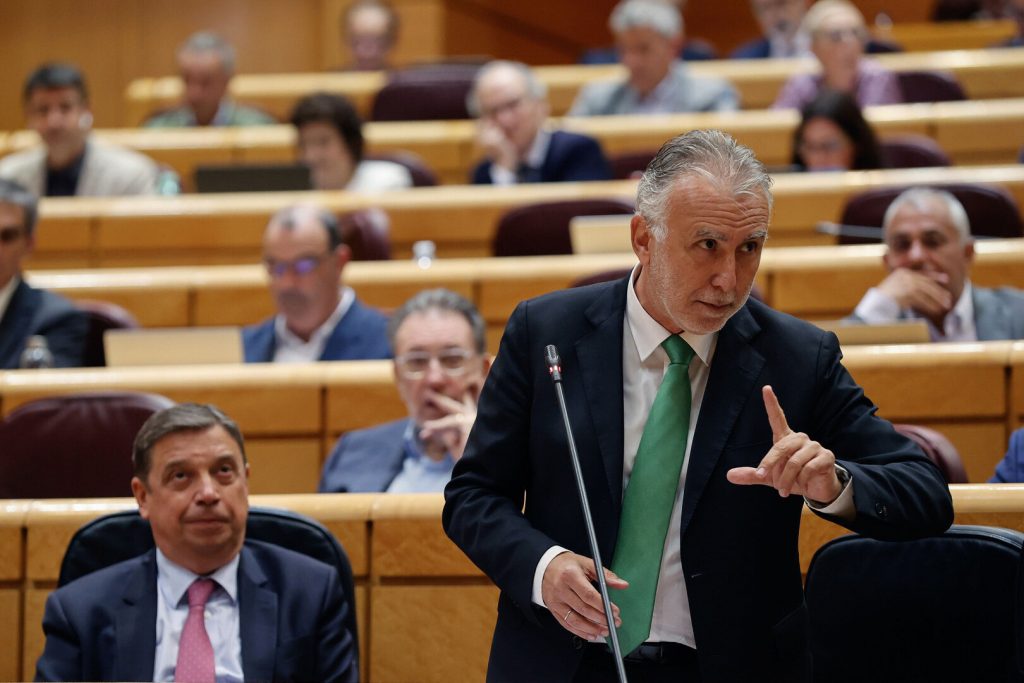 Torres condena que el presidente del Parlament balear rompa la foto de una represaliada