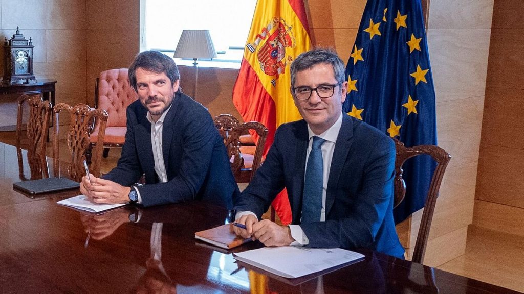 El Gobierno finaliza la ronda de regeneración democrática con grupos como PP, Junts y ERC