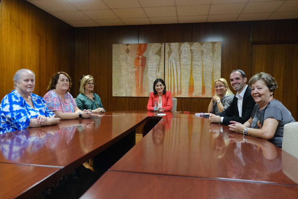 Encuentro de la alcaldesa Darias con la Comisión de Fiestas de San Lorenzo