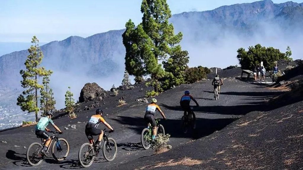 La declaración de Alerta de Incendios obliga a aplazar la celebración de la Transvulcania Bike