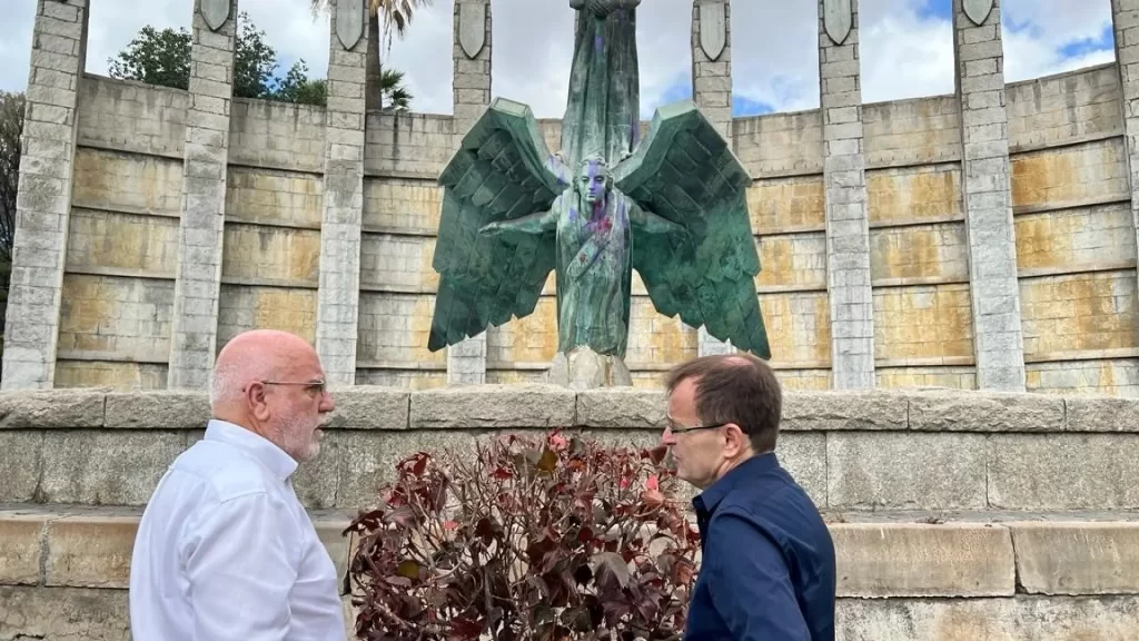 Una juez ordena al Cabildo de Tenerife valorar si el monumento a Franco merece protección