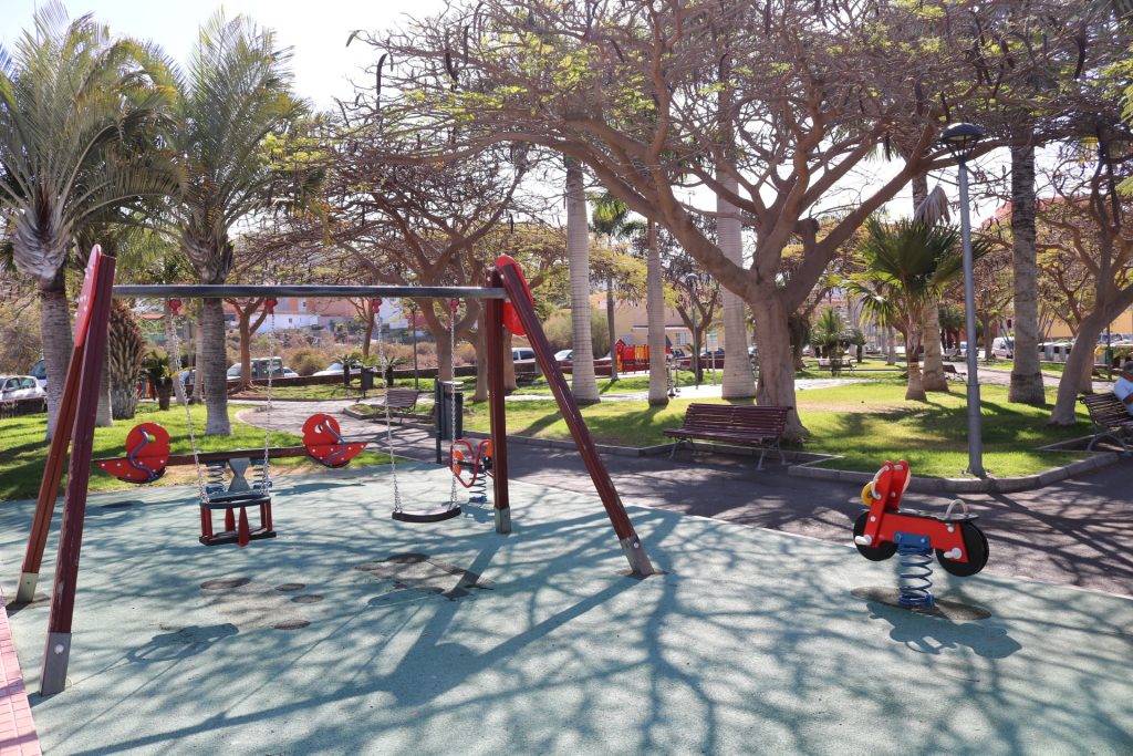 Arona Parques infantiles evaluación