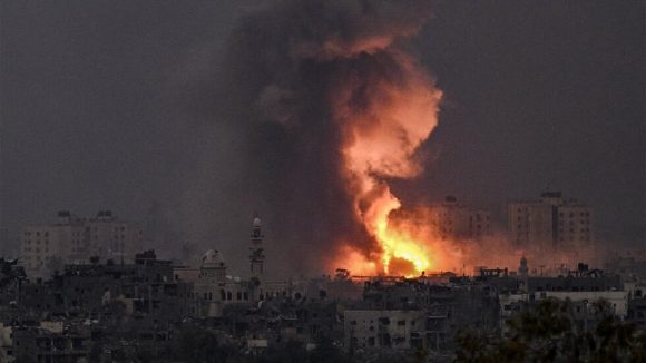 Más de 30 muertos en la última jornada por ataques israelíes en la Franja de Gaza