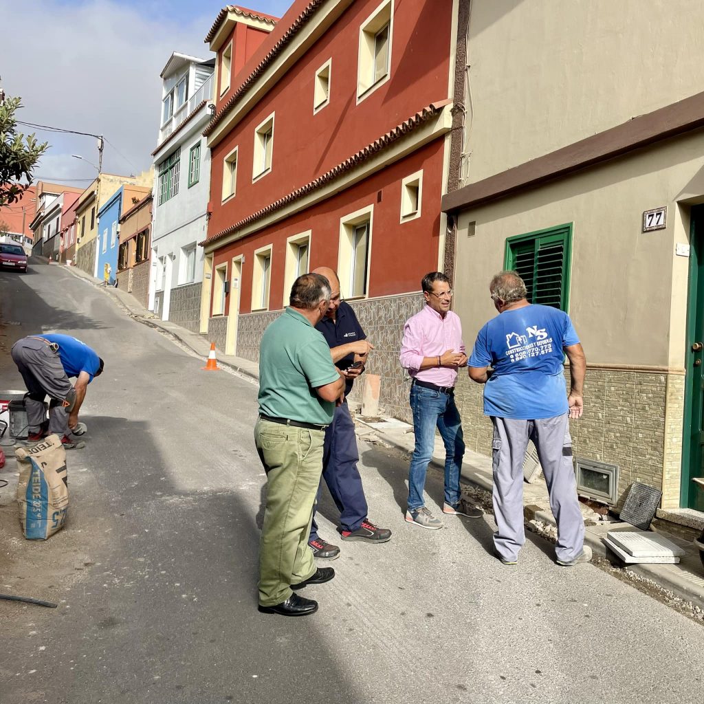 020924 Sustituci�n redes abastecimiento aguas Calle Los Afligidos La Zamora