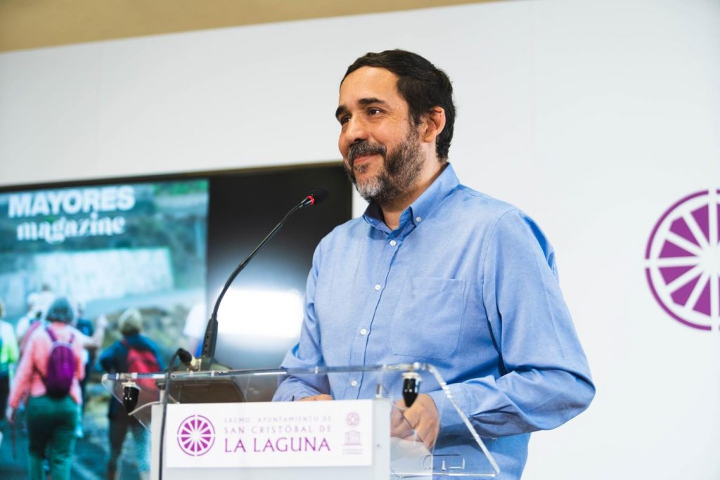 Rubens Ascanio en rueda de prensa