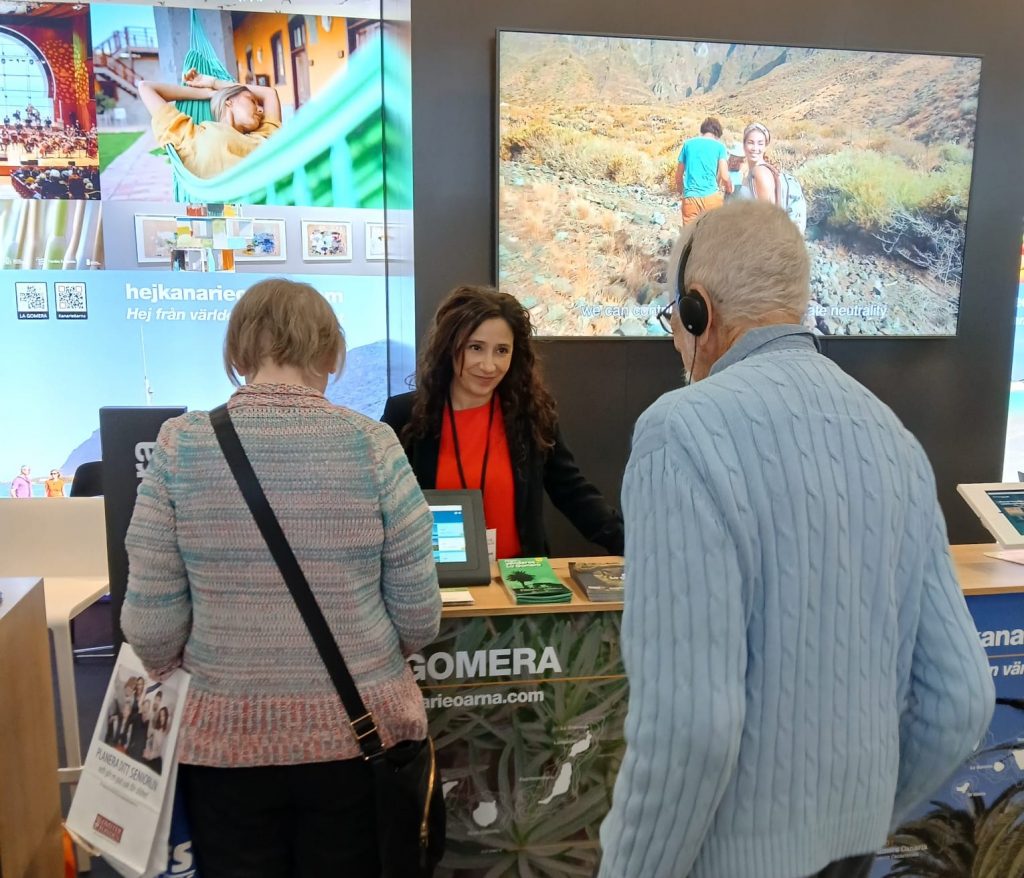 051024 Stand de La Gomera en el espacio de Islas Canarias en la feria sueca SeniorFestival 2024