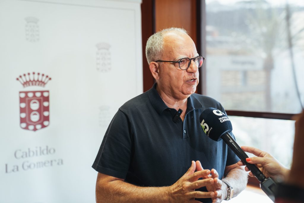 091024 Casimiro Curbelo, presidente del Cabildo de La Gomera