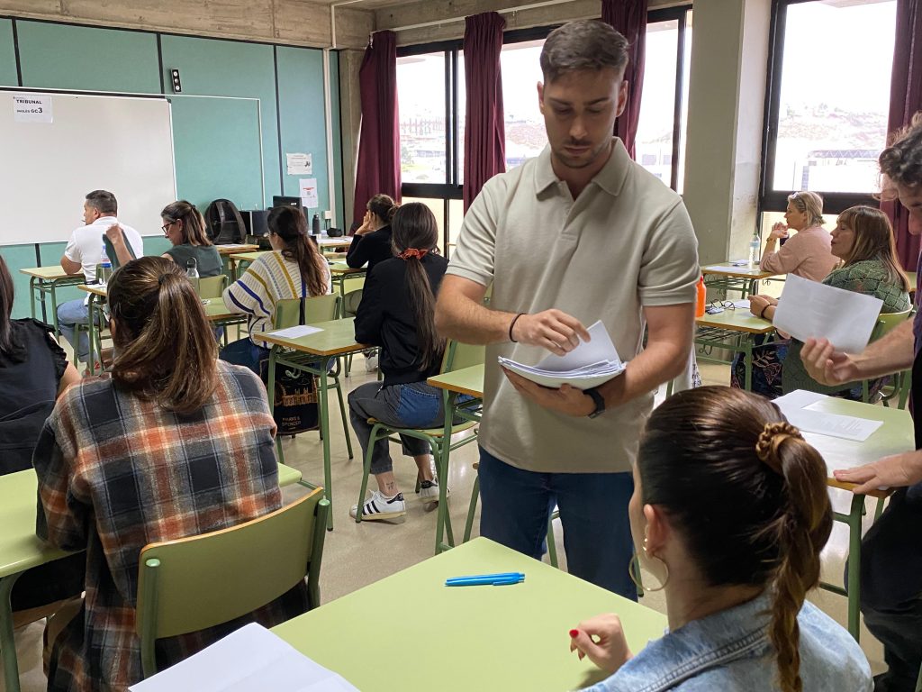 FOTO. Imagen de archivo de pruebas selectivas de los distintos cuerpos docentes, en el IES La Minilla