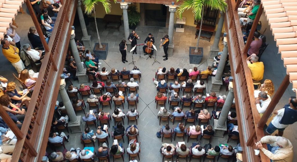 Uno de los conciertos de muìsica antigua celebrados en la Casa de Coloìn