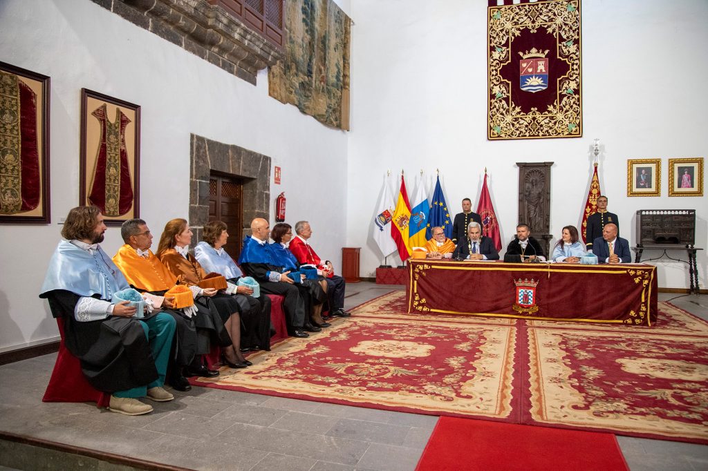 apertura curso academico adeje2