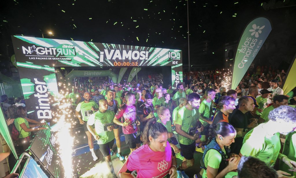 El Ayuntamiento reordena el tráfico para la celebración de la carrera Binter Night Run (foto de archivo 2023)