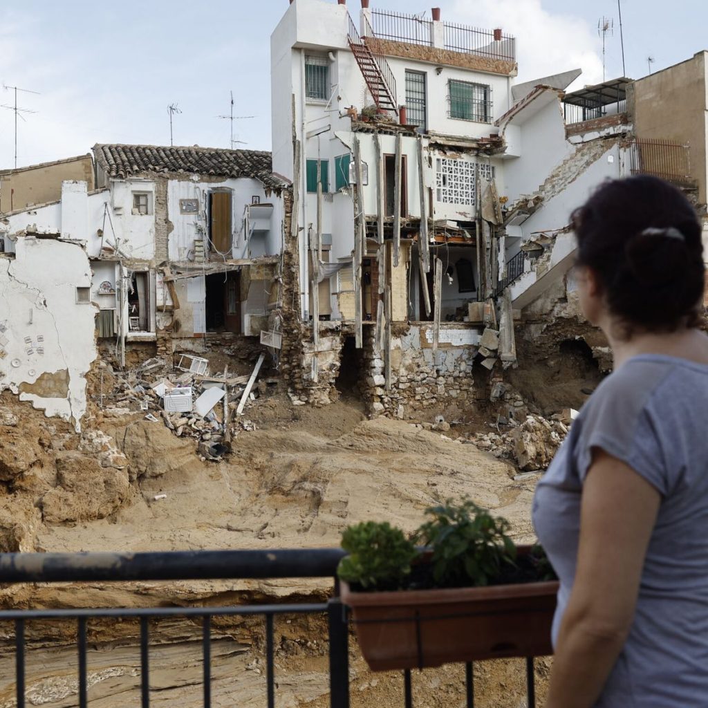 El Gobierno moviliza 10.000 efectivos más ante la tragedia de la dana, ya con 211 muertos