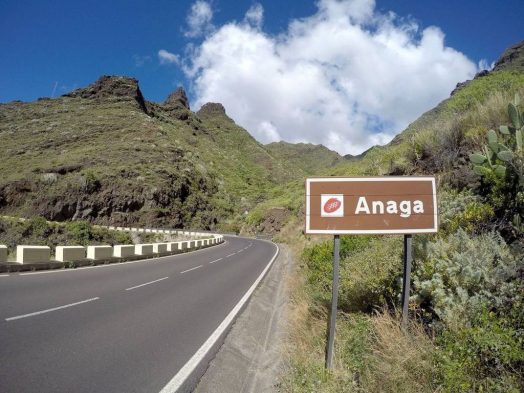 Empresarios advierten de que prohibir guaguas en Anaga puede aumentar el número de coches