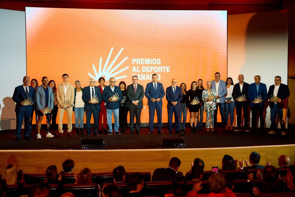 FOTO.-Gala-de-Premios-al-Deporte-Canario-2024-2-2048x1366