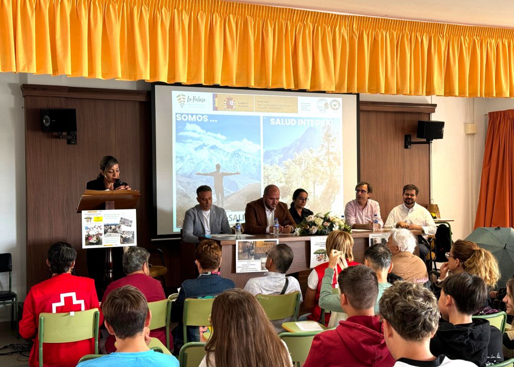 FOTO. SALINPALMA 2024 impulsa en el IES Las Breñas el debate educativo sobre el cambio climático