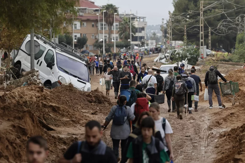 IU pide rendir cuentas por el negacionismo climático y el desprecio a servicios públicos