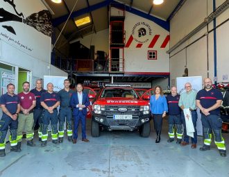 051224 Presentaci�n nuevo veh�culo Bomberos Voluntarios (1)