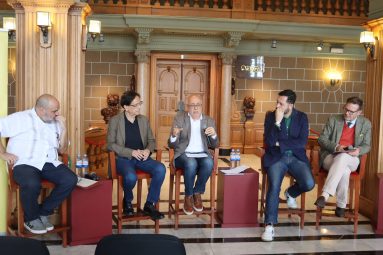 Antonio Morales en la presentación, junto a Vega, De la Rosa, Íñiguez y Kuttenkeuler