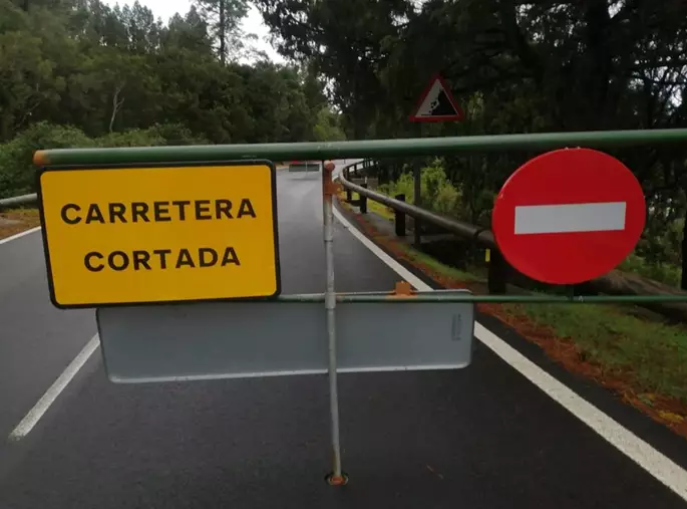 Carretera cortada