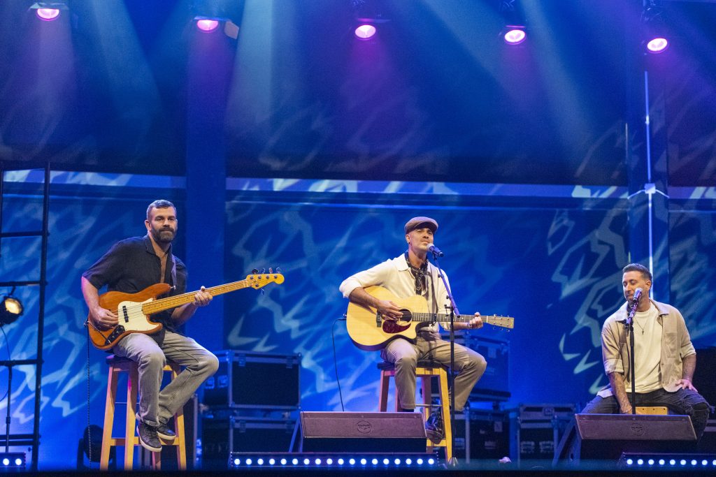 Efecto Pasillo, durante su actuación en la gala