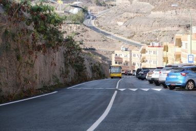 El Ayuntamiento finaliza el asfaltado de las calles de los barrios Casablanca I y El Lasso (avenida Amurga)