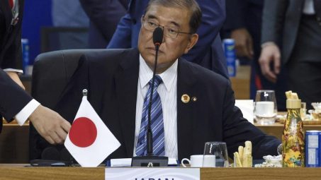 Gobierno japonés aprueba presupuesto récord para 2025, con récord también en defensa