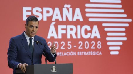 Sánchez anuncia el impulso de una estrategia de movilidad laboral en materia migratoria