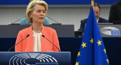 Von der Leyen mantiene reuniones con líderes caribeños y asiste a firma de acuerdos