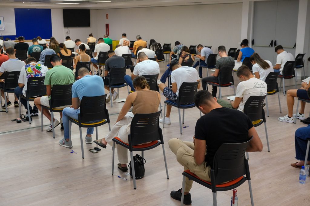 El Ayuntamiento ultima la incorporación de 45 nuevos agentes de la Policía Local de Las Palmas de Gran Canaria (foto de archivo)