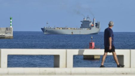 Más de cuarenta organizaciones rechazan la presencia en Canarias del buque militar de EEUU