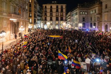 Miles de personas secundan en Madrid la protesta convocada por la oposición venezolana